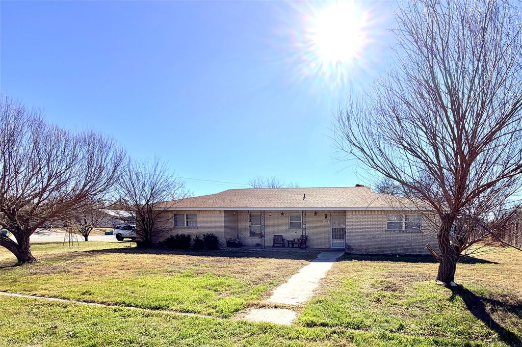 1303 Hanna Valley Road, Goldthwaite, TX 76844