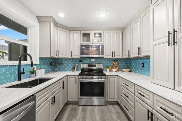 203 Melba Dr, Nampa, ID 83686