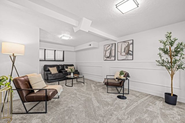 203 Melba Dr, Nampa, ID 83686