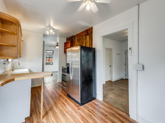 1903 E 10th ST, Austin, TX 78702