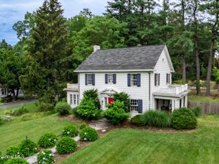 63 Brunswick Road, Troy, NY 12180