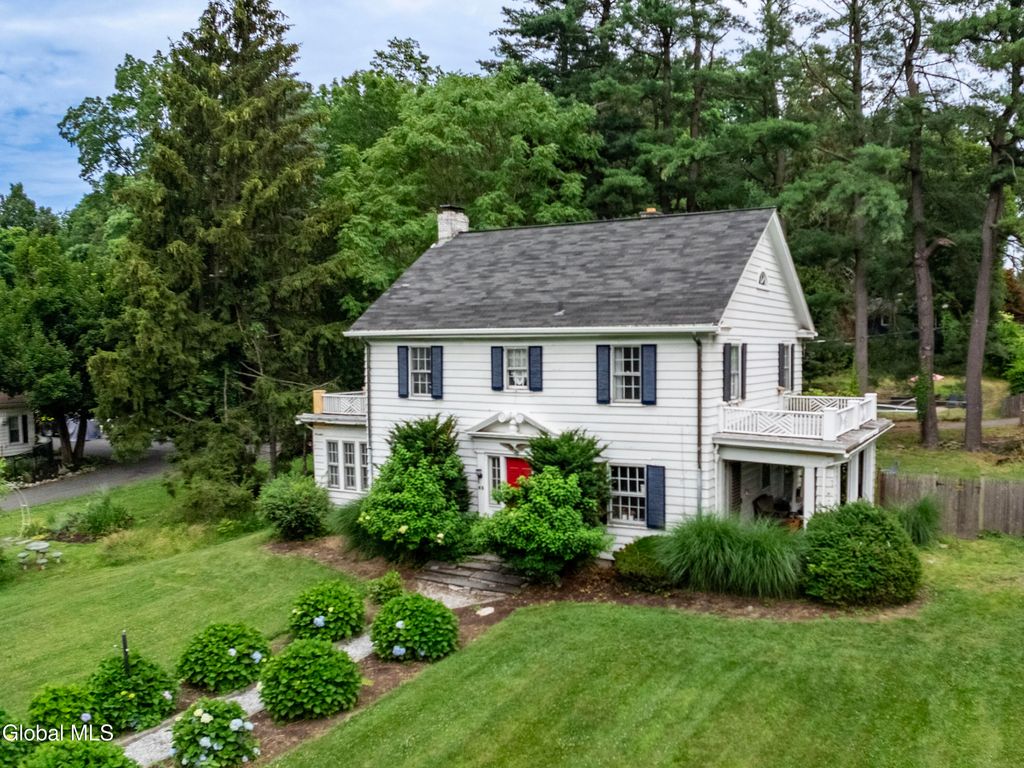 63 Brunswick Road, Troy, NY 12180
