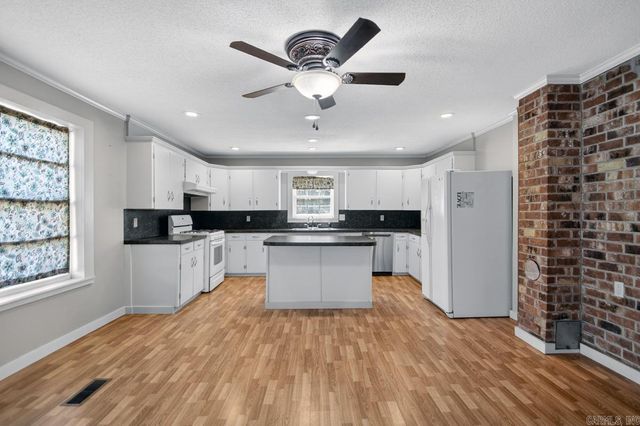 5610 E Sardis, Hensley, AR 72065