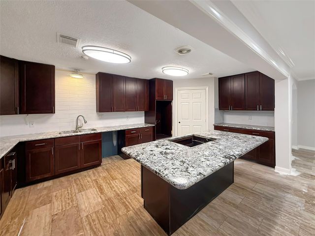 4319 Woodvalley Drive, Houston, TX 77096