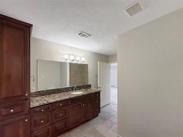 4319 Woodvalley Drive, Houston, TX 77096