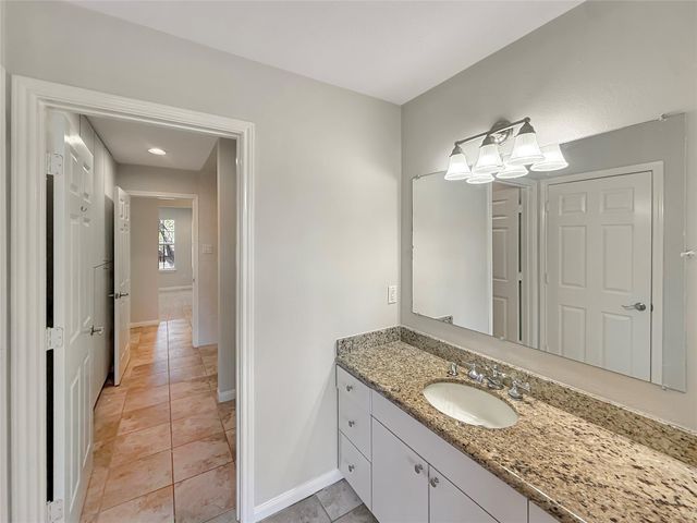 4319 Woodvalley Drive, Houston, TX 77096