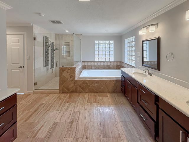 4319 Woodvalley Drive, Houston, TX 77096