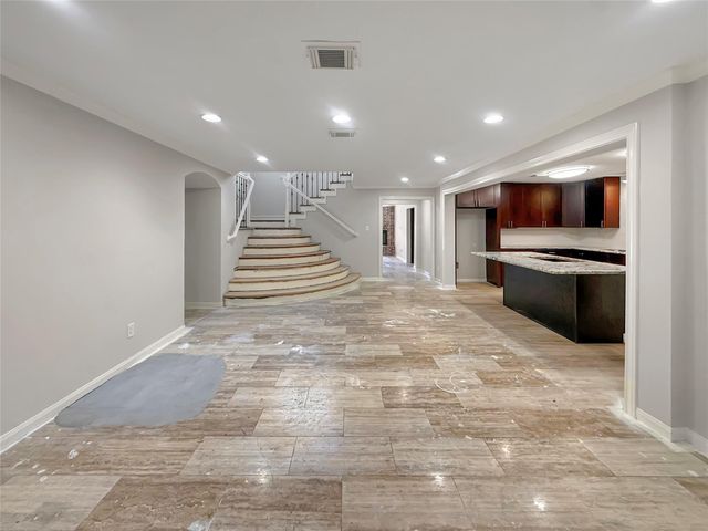 4319 Woodvalley Drive, Houston, TX 77096