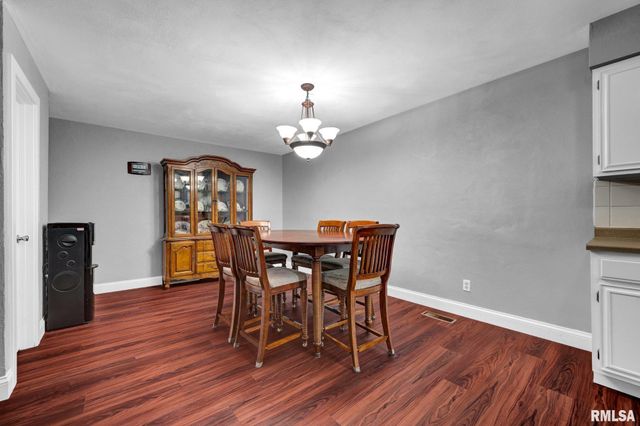 4419 W LYNNHURST Drive, Peoria, IL 61615