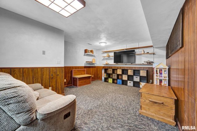 4419 W LYNNHURST Drive, Peoria, IL 61615