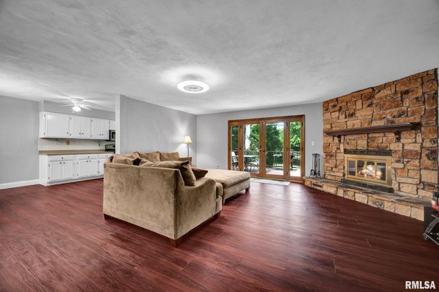 4419 W LYNNHURST Drive, Peoria, IL 61615