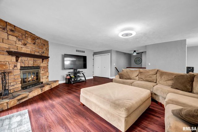 4419 W LYNNHURST Drive, Peoria, IL 61615