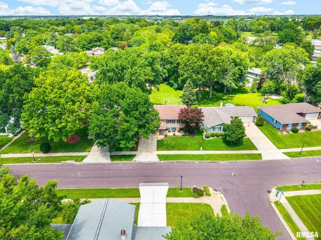 4419 W LYNNHURST Drive, Peoria, IL 61615
