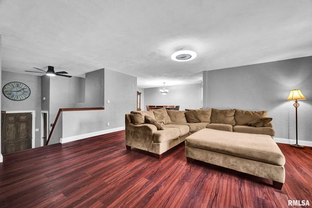 4419 W LYNNHURST Drive, Peoria, IL 61615