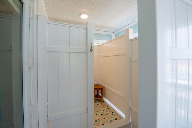 27365 Barbuda Lane, Ramrod Key, FL 33042