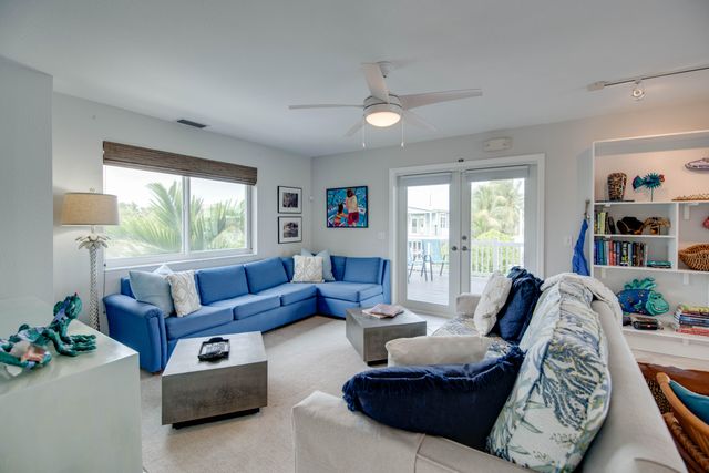 27365 Barbuda Lane, Ramrod Key, FL 33042