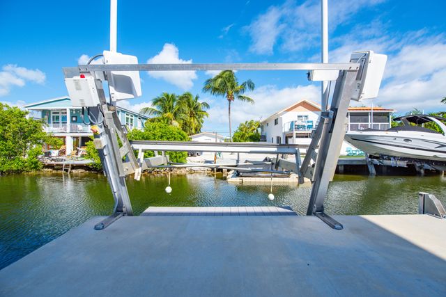 27365 Barbuda Lane, Ramrod Key, FL 33042