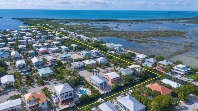 27365 Barbuda Lane, Ramrod Key, FL 33042