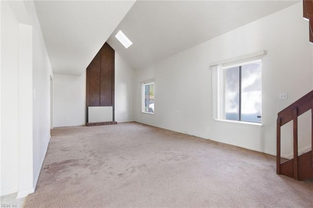 509 Chownings DR, Virginia Beach, VA 23462