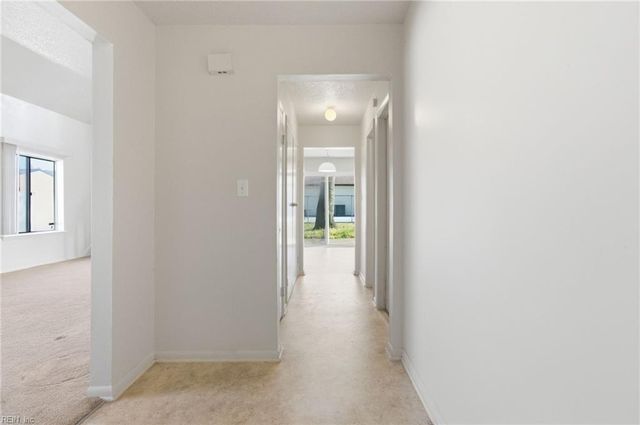 509 Chownings DR, Virginia Beach, VA 23462