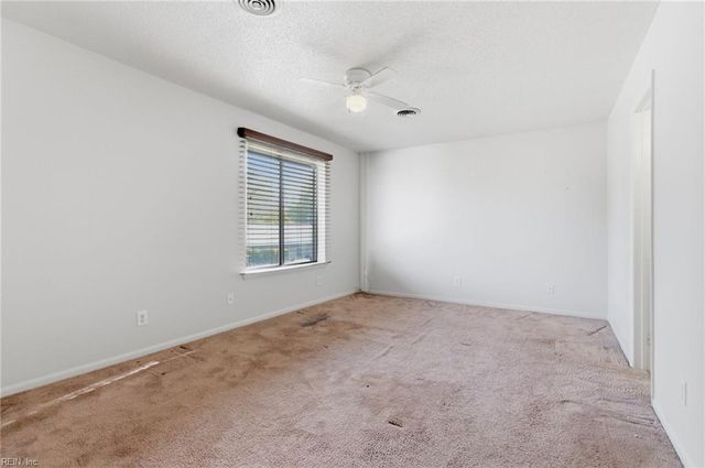 509 Chownings DR, Virginia Beach, VA 23462