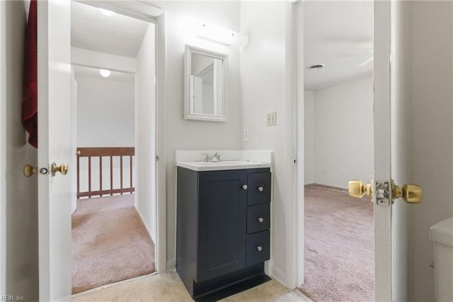 509 Chownings DR, Virginia Beach, VA 23462