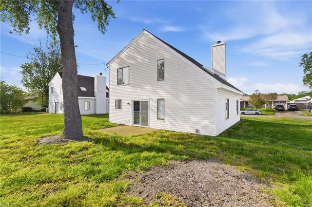 509 Chownings DR, Virginia Beach, VA 23462