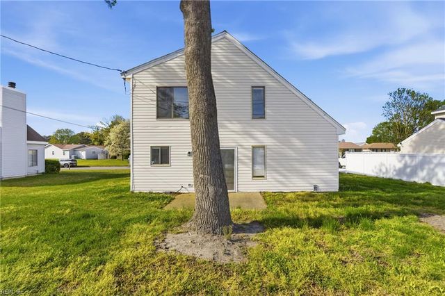 509 Chownings DR, Virginia Beach, VA 23462