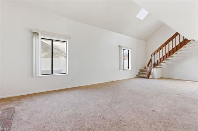 509 Chownings DR, Virginia Beach, VA 23462