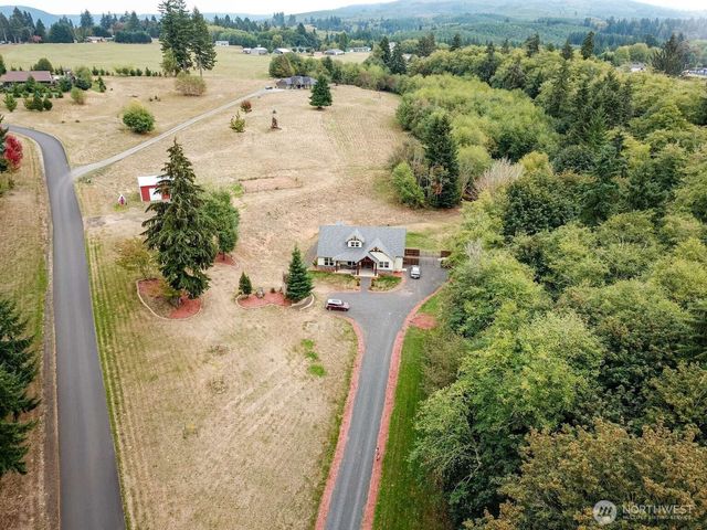 30 Forest Heights, Cathlamet, WA 98612