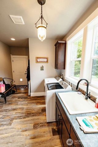 30 Forest Heights, Cathlamet, WA 98612