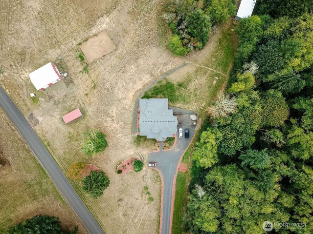 30 Forest Heights, Cathlamet, WA 98612