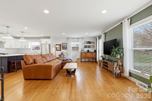 6020 Rose Valley Drive, Charlotte, NC 28210