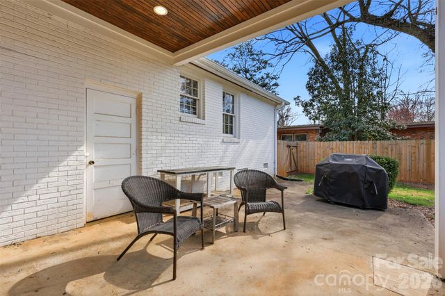 6020 Rose Valley Drive, Charlotte, NC 28210