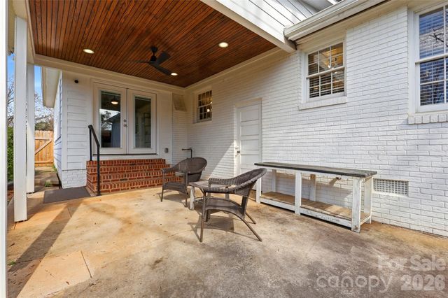 6020 Rose Valley Drive, Charlotte, NC 28210