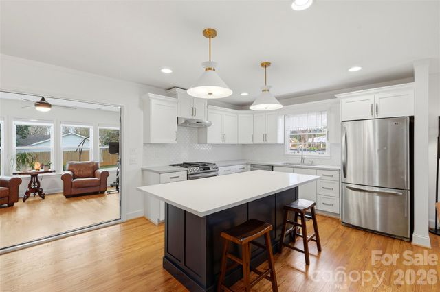 6020 Rose Valley Drive, Charlotte, NC 28210