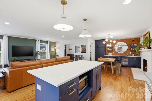 6020 Rose Valley Drive, Charlotte, NC 28210