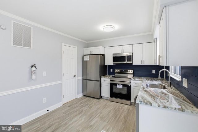 11 E 42ND ST, Wilmington, DE 19802