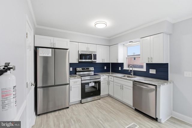 11 E 42ND ST, Wilmington, DE 19802