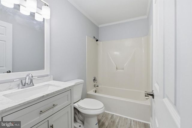 11 E 42ND ST, Wilmington, DE 19802