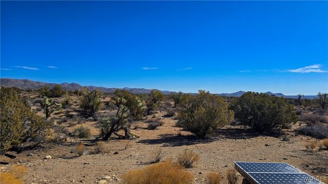 6962 E Black Kettle Drive, Yucca, AZ 86438