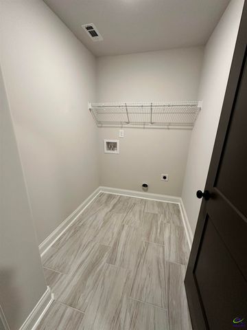 814 Harley Farms Drive, Bonaire, GA 31005