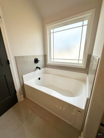 814 Harley Farms Drive, Bonaire, GA 31005