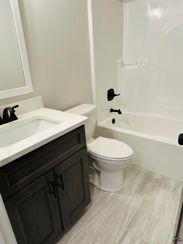 814 Harley Farms Drive, Bonaire, GA 31005