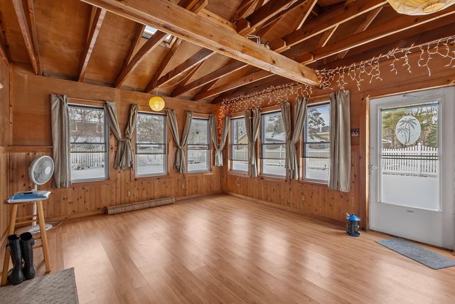 7748 Delaware Place, Merrillville, IN 46410