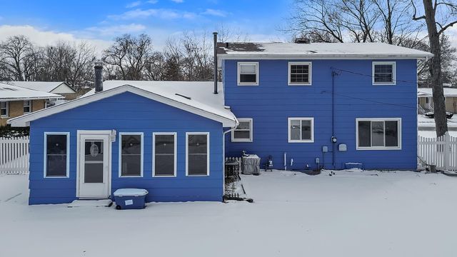 7748 Delaware Place, Merrillville, IN 46410