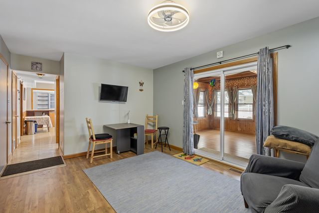 7748 Delaware Place, Merrillville, IN 46410