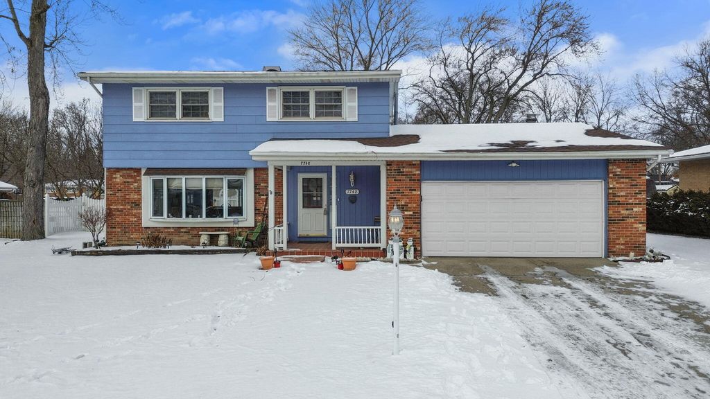 7748 Delaware Place, Merrillville, IN 46410