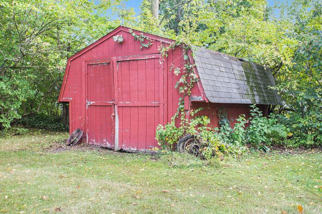 53690 Parkville Road, Park Twp, MI 49093