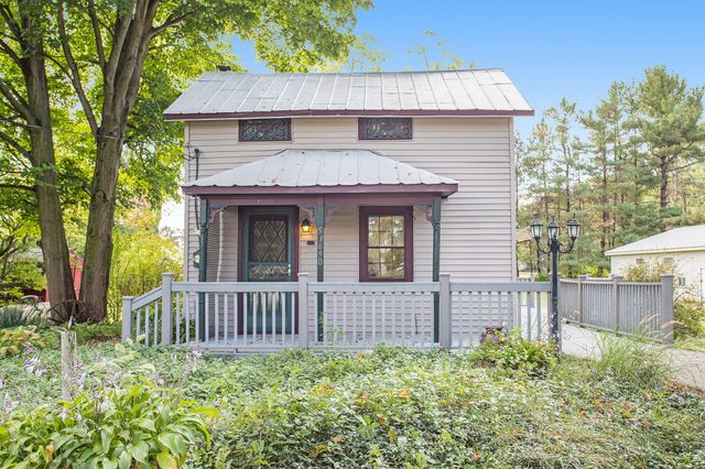 53690 Parkville Road, Park Twp, MI 49093